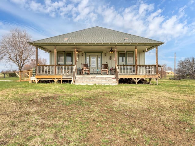550 County Road 471
