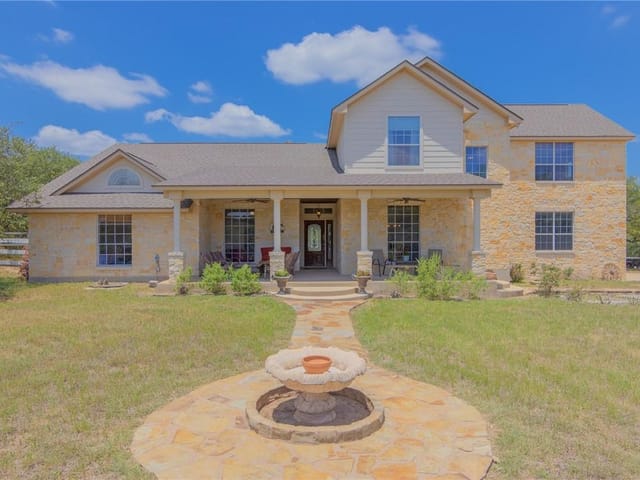 550 Hays Country Acres RD