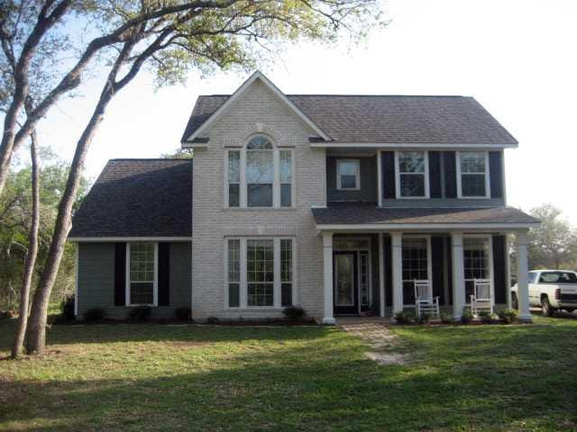 550 Rolling Oaks DR