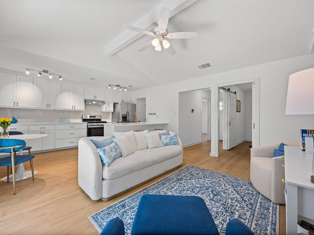 5500 Stuart CIR