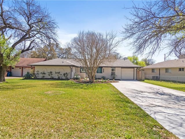 5501 Claymoor Dr