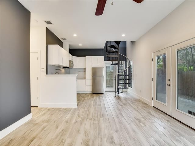 5502 Avenue F Unit #B