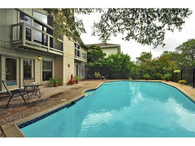 5503 Courtyard Dr