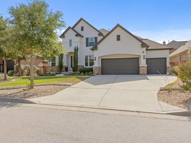 5504 Lipan Apache Bend