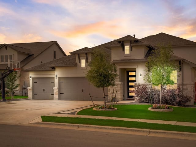 5509 Alamosa Clearing Dr