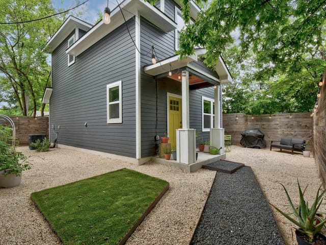 5512 Duval St Unit #2