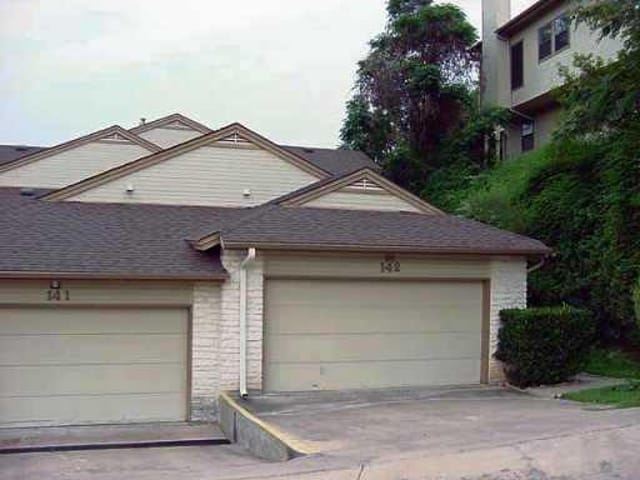 5512 OAKWOOD Cv Unit #142