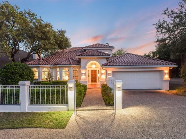 5513 Courtyard Dr