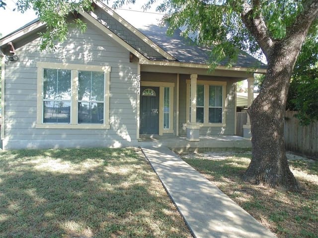 5517 Duval St