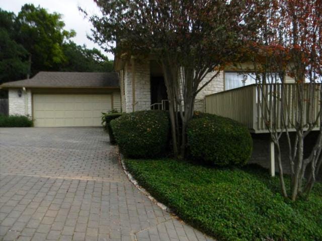 5517 Oakwood Cv