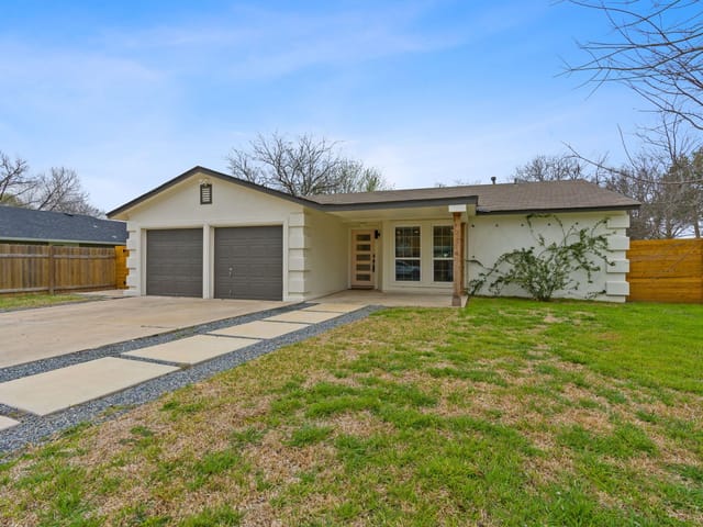5522 Pine Pl