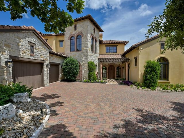 5525 City Park RD Unit #2