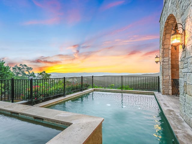 5525 City Park RD Unit #4