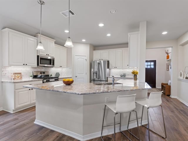 553 Blue Oak Blvd
