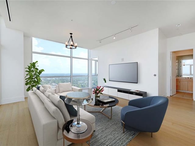 555 E 5th St Unit #2701