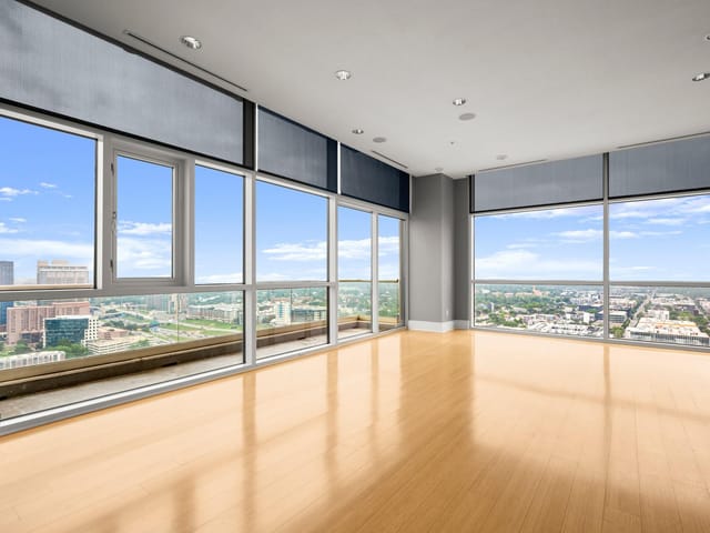 555 E 5th St Unit #2901