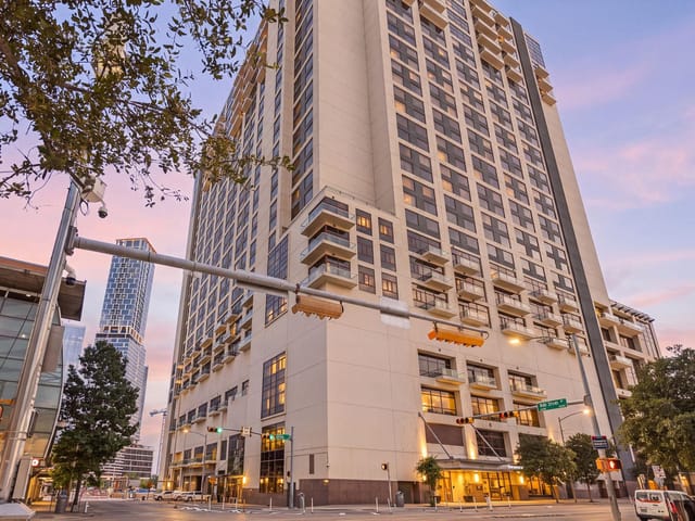 555 E 5th ST Unit #527 - front exterior - Luxury home in Five Fifty 05 Condo Amd, Austin, TX