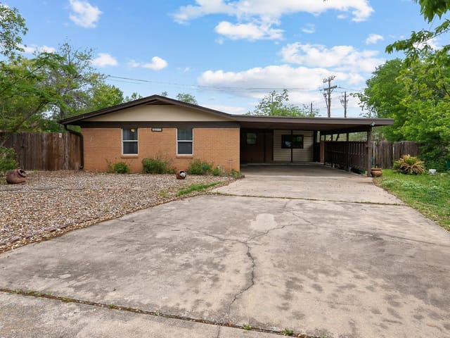 5600 Libyan Cir