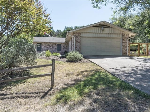 5601 Driftwood Dr
