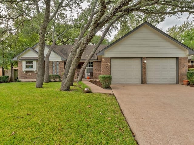 5601 Wagon Train Rd