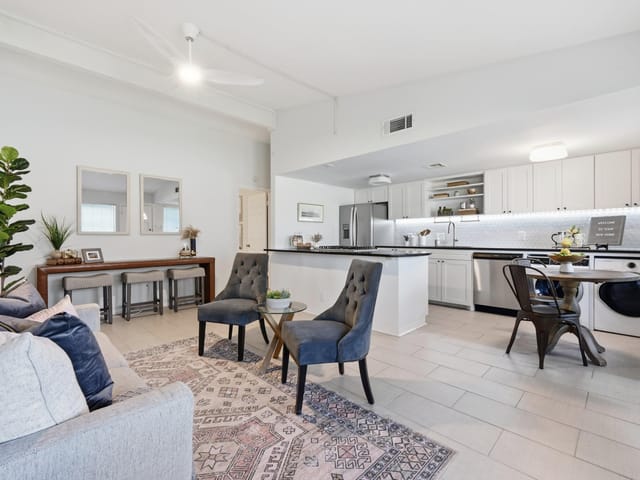 5601 Woodrow Ave Unit #3-113