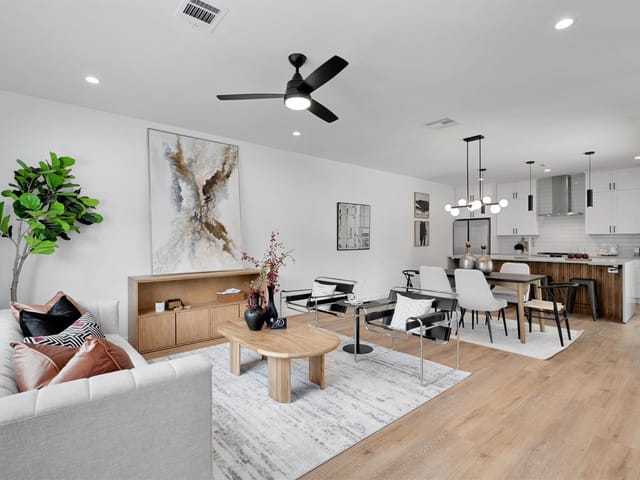 5603 Manor Rd Unit #A