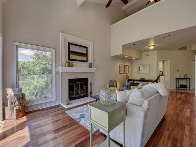5603 OAKWOOD Cv Unit #201