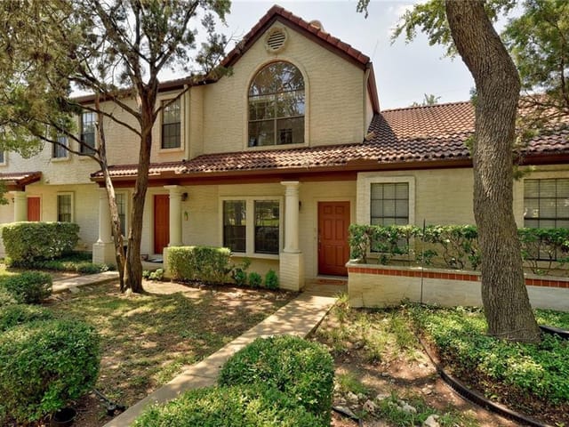 5604 Bonnell Vista St Unit #E-5