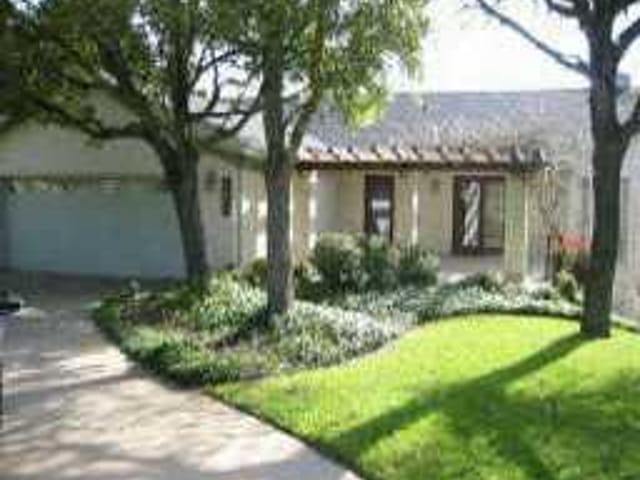5605 Craggy Pt