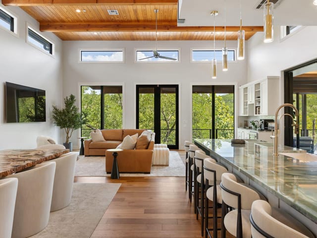 5605 CREEK MOUNTAIN