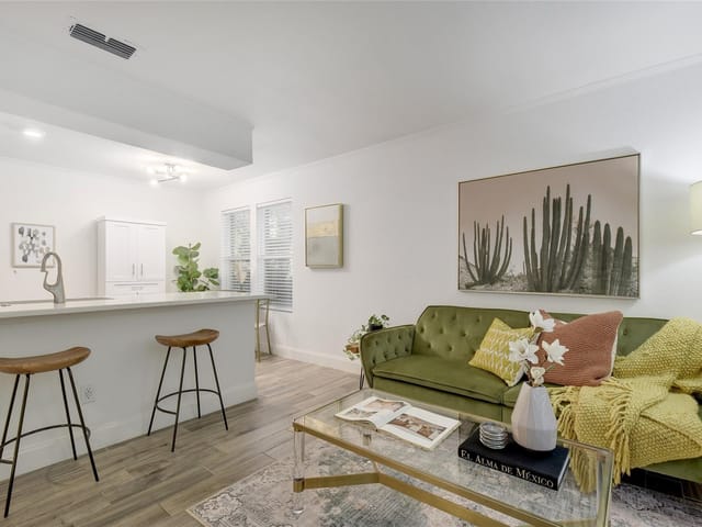 5608 Cougar Dr Unit #112