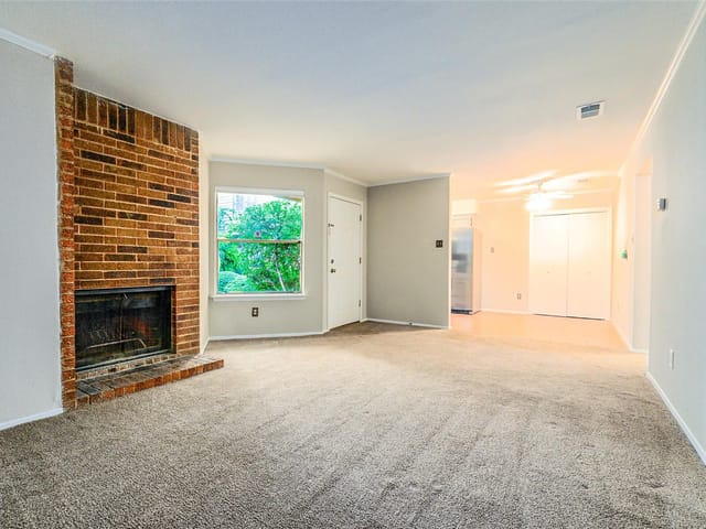 5608 Cougar DR Unit #118