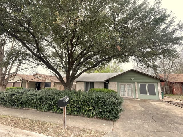 5608 PEPPERTREE Pkwy