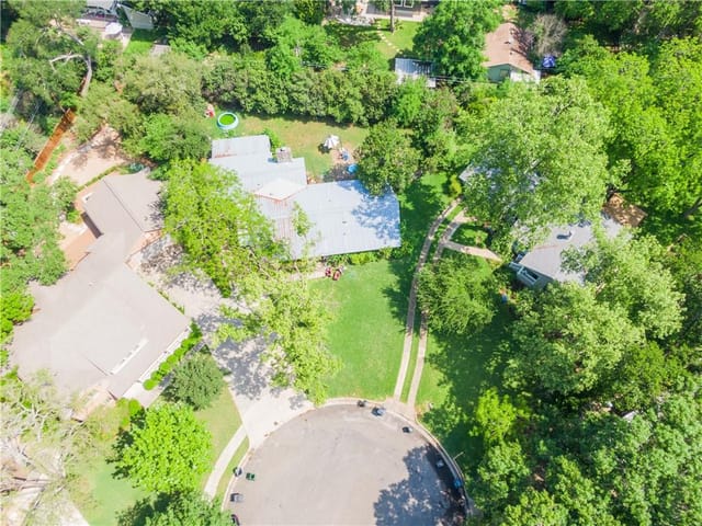5608 Shady Oak Ct