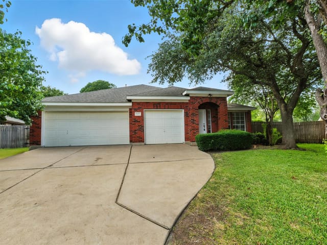 5609 Beachmont CT