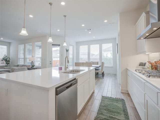5609 Cimarron Ridge Ln