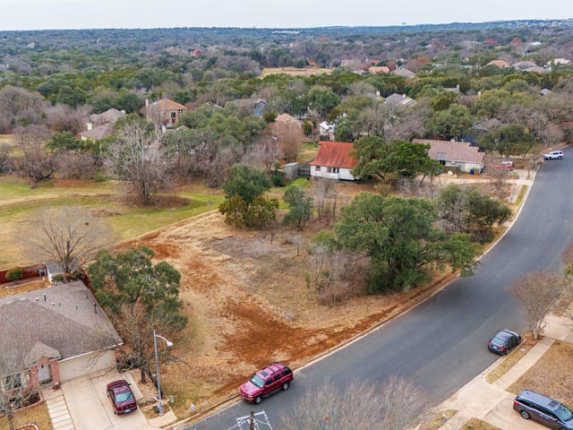 5609 Kayview Dr