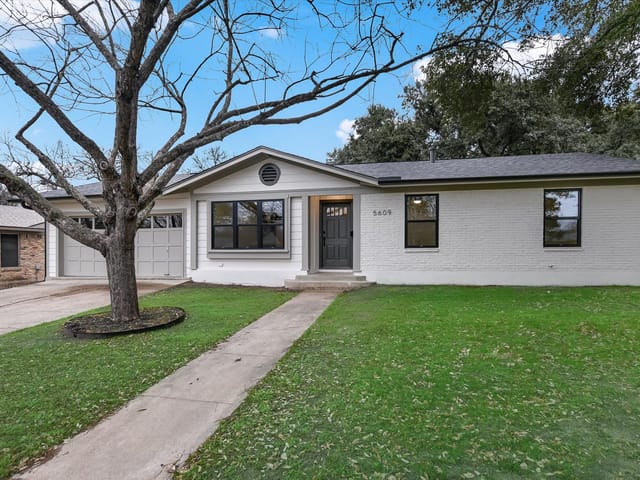 5609 Mapleleaf Dr