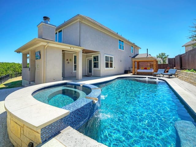 5609 Siragusa Dr