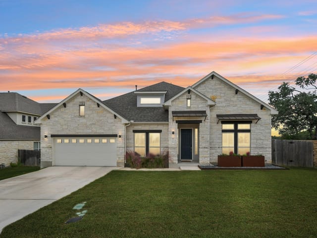 561 Eclipse DR