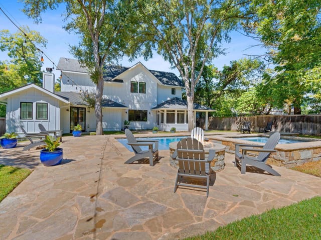 5611 Bull Creek Rd