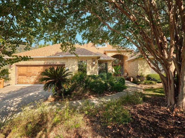 5612 Bonnell Vista St