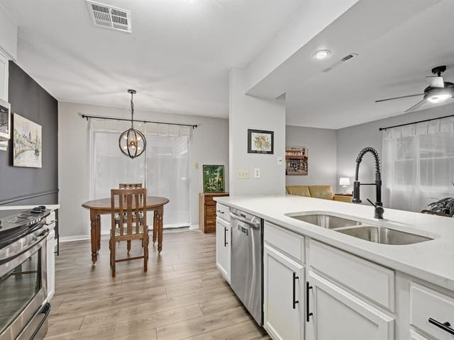 5616 Emerald Forest Dr Unit #113