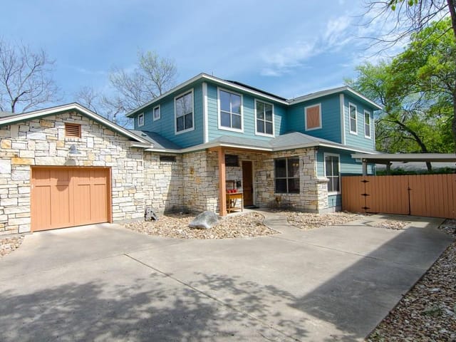 5617 Clay Ave Unit #B