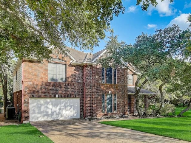 5620 Republic Of Texas Blvd