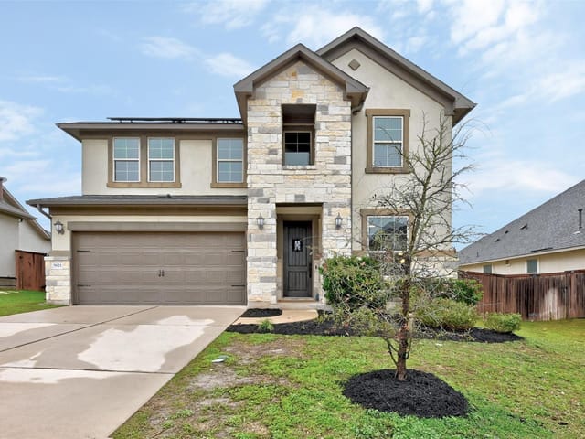 5621 Siragusa Dr