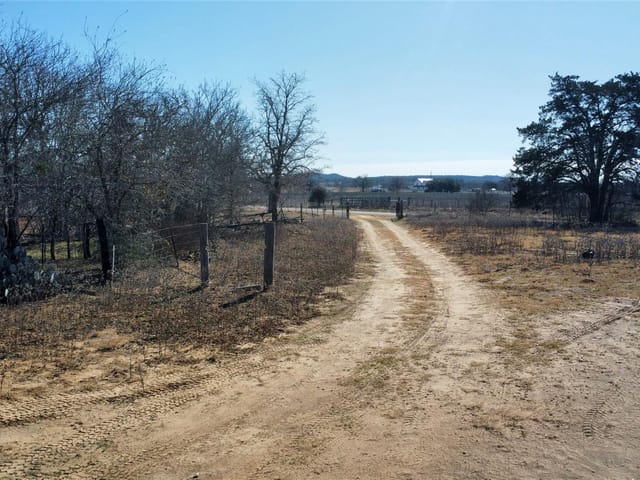 5633 Tenney Creek Rd