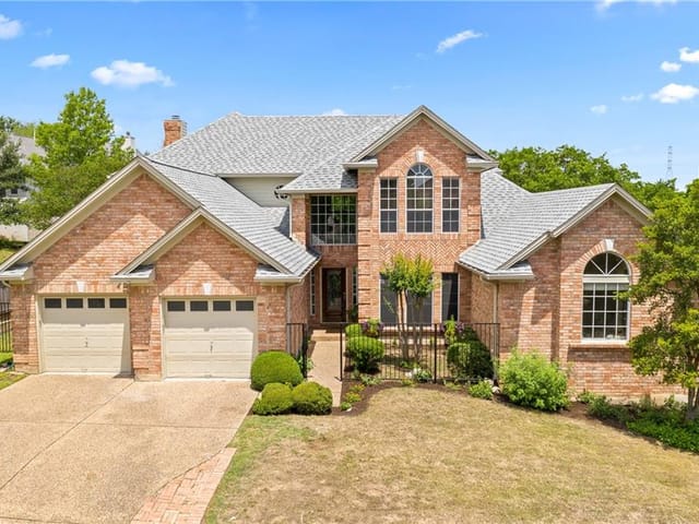 5634 Sedona Dr