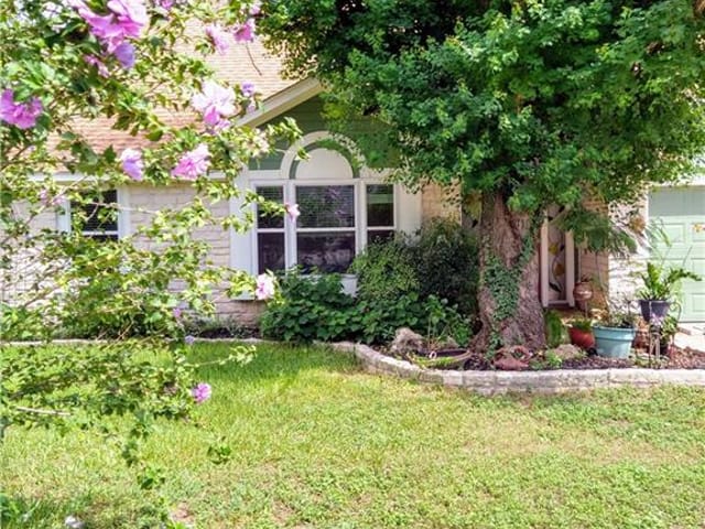 5661 Wagon Train Rd