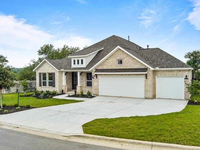 569 Two Creeks Ln
